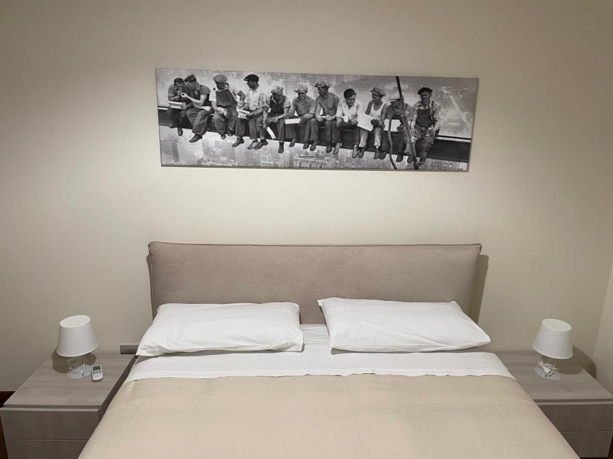 Anna'S Luxury Apartment ปาแลร์โม ภายนอก รูปภาพ